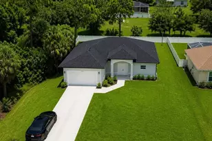 3046 Jeannin Dr, North Port, FL 34288 - Photo 2