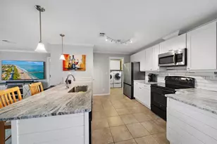 298 Bahama Dr, Palmetto, FL 34221 - Photo 10