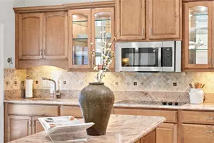 640 Granada Ave, Venice, FL 34285 - Photo 10