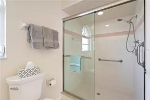 5628 Cynthia Ln, Sarasota, FL 34235 - Photo 24