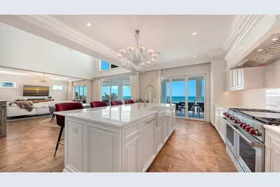 6529 Gulfside Road, Longboat Key, FL 34228 - Photo 8