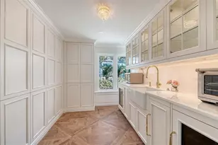 6529 Gulfside Rd, Longboat Key, FL 34228 - Photo 10