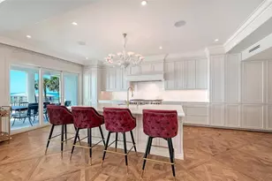 6529 Gulfside Rd, Longboat Key, FL 34228 - Photo 6