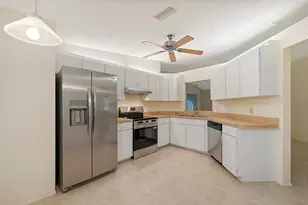 6822 Tema Ln, Sarasota, FL 34241 - Photo 12