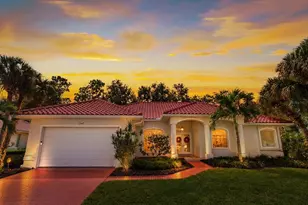 2107 Tocobaga Ln, Nokomis, FL 34275 - Photo 1