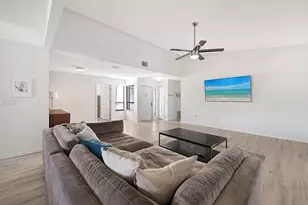 5744 Augusta Cir, Sarasota, FL 34238 - Photo 8