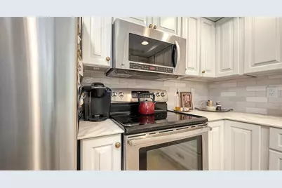 4319 Woodmans Chart #130, Sarasota, FL 34235 - Photo 12