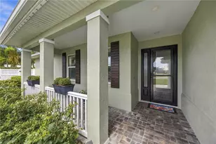 432 W Gate Dr, Venice, FL 34285 - Photo 2