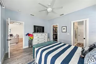 432 W Gate Dr, Venice, FL 34285 - Photo 22