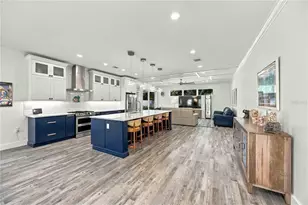 432 W Gate Dr, Venice, FL 34285 - Photo 10