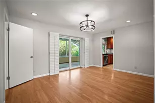 6512 Bowline Dr, Sarasota, FL 34231 - Photo 6