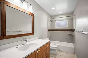 6512 Bowline Dr, Sarasota, FL 34231 - Photo 18