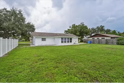 7312 17th Avenue W, Bradenton, FL 34209 - Photo 4