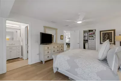214 Hourglass Way #V-4, Sarasota, FL 34242 - Photo 12