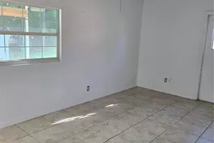 3314 Williamsburg St, Sarasota, FL 34231 - Photo 8