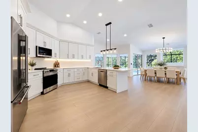 4190 Westbourne Circle, Sarasota, FL 34238 - Photo 6