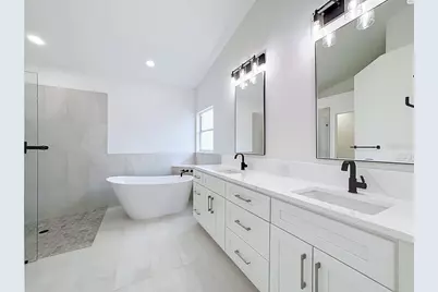 4190 Westbourne Circle, Sarasota, FL 34238 - Photo 14