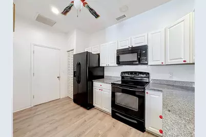 3308 60th Avenue W, Bradenton, FL 34207 - Photo 12