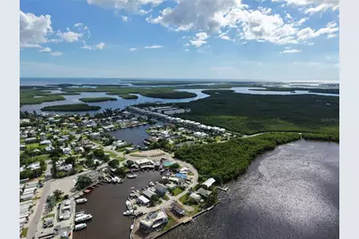 613 E Palm Avenue, Goodland, FL 34140 - Photo 24