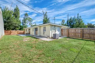 2000 Allen St, Englewood, FL 34223 - Photo 2