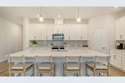 8318 Abalone Loop, Parrish, FL 34219 - Photo 10