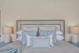 106 49th St, Holmes Beach, FL 34217 - Photo 36