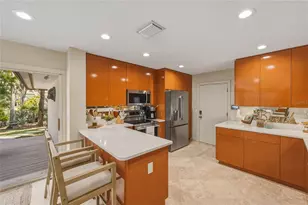 106 49th St, Holmes Beach, FL 34217 - Photo 18