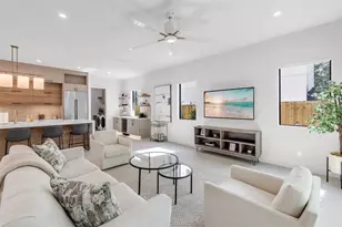 2425 Temple St, Sarasota, FL 34239 - Photo 12