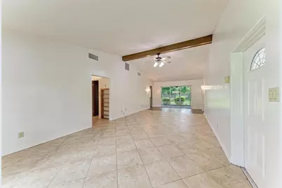 319 20th Street E, Bradenton, FL 34208 - Photo 12