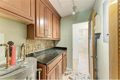 319 20th Street E, Bradenton, FL 34208 - Photo 20
