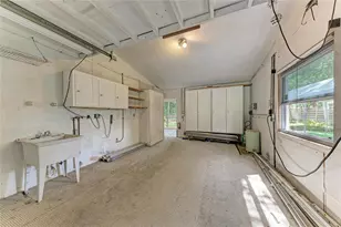 319 20th St E, Bradenton, FL 34208 - Photo 42