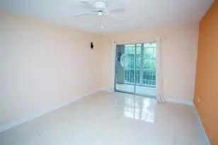 3710 Lake Bayshore Dr, Bradenton, FL 34205 - Photo 12