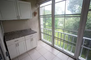 3710 Lake Bayshore Dr, Bradenton, FL 34205 - Photo 24