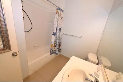 5110 Northridge Road #202, Sarasota, FL 34238 - Photo 12