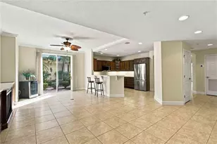 6422 Moorings Point Cir, Lakewood Ranch, FL 34202 - Photo 10