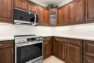 6422 Moorings Point Cir, Lakewood Ranch, FL 34202 - Photo 18