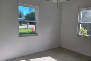 3314 Williamsburg St, Sarasota, FL 34231 - Photo 6