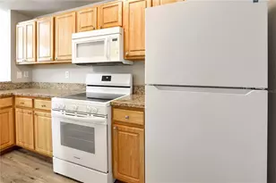 5700 Bentgrass Dr, Sarasota, FL 34235 - Photo 6