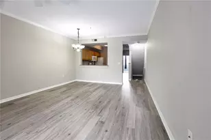 5700 Bentgrass Dr, Sarasota, FL 34235 - Photo 2