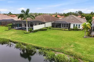 10018 Marbella Dr, Bradenton, FL 34211 - Photo 2