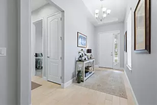 10018 Marbella Dr, Bradenton, FL 34211 - Photo 4