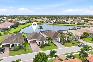 10018 Marbella Dr, Bradenton, FL 34211 - Photo 2