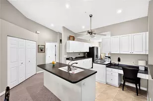 7609 Sweetbay Cir, Bradenton, FL 34203 - Photo 8