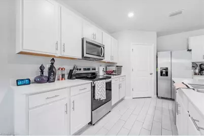 1216 NW 21st Place, Cape Coral, FL 33993 - Photo 10