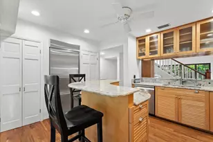 1423 Landings Pl, Sarasota, FL 34231 - Photo 18