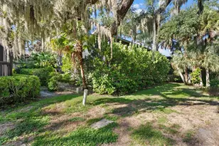 1423 Landings Pl, Sarasota, FL 34231 - Photo 40