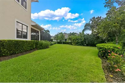 7819 Rosehall Cove, Lakewood Ranch, FL 34202 - Photo 30