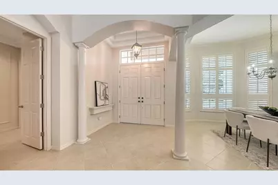 8105 Collingwood Court, University Park, FL 34201 - Photo 4