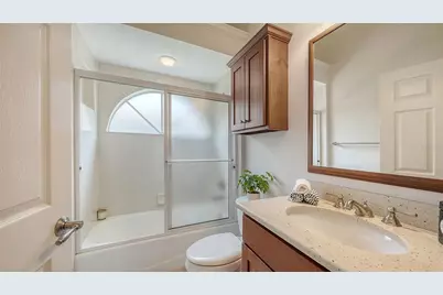 8105 Collingwood Court, University Park, FL 34201 - Photo 36