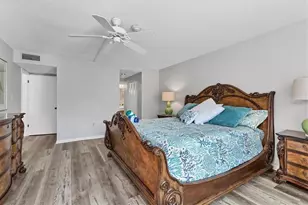 6480 Midnight Pass Rd, Sarasota, FL 34242 - Photo 24